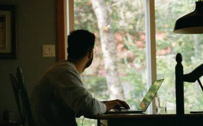 Isolement, perte de sens… des psychologues recueillent la souffrance des télétravailleurs